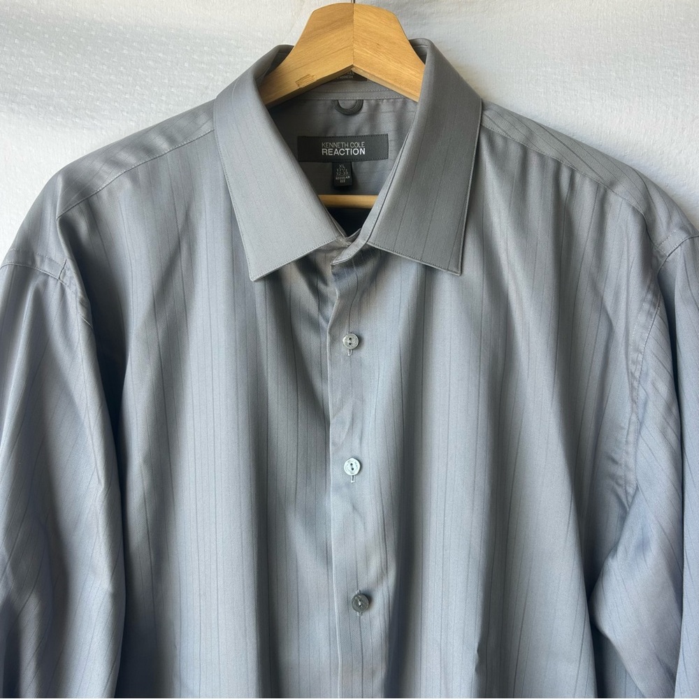 Kenneth Cole Reaction Gray Dress Shirt Classic Style